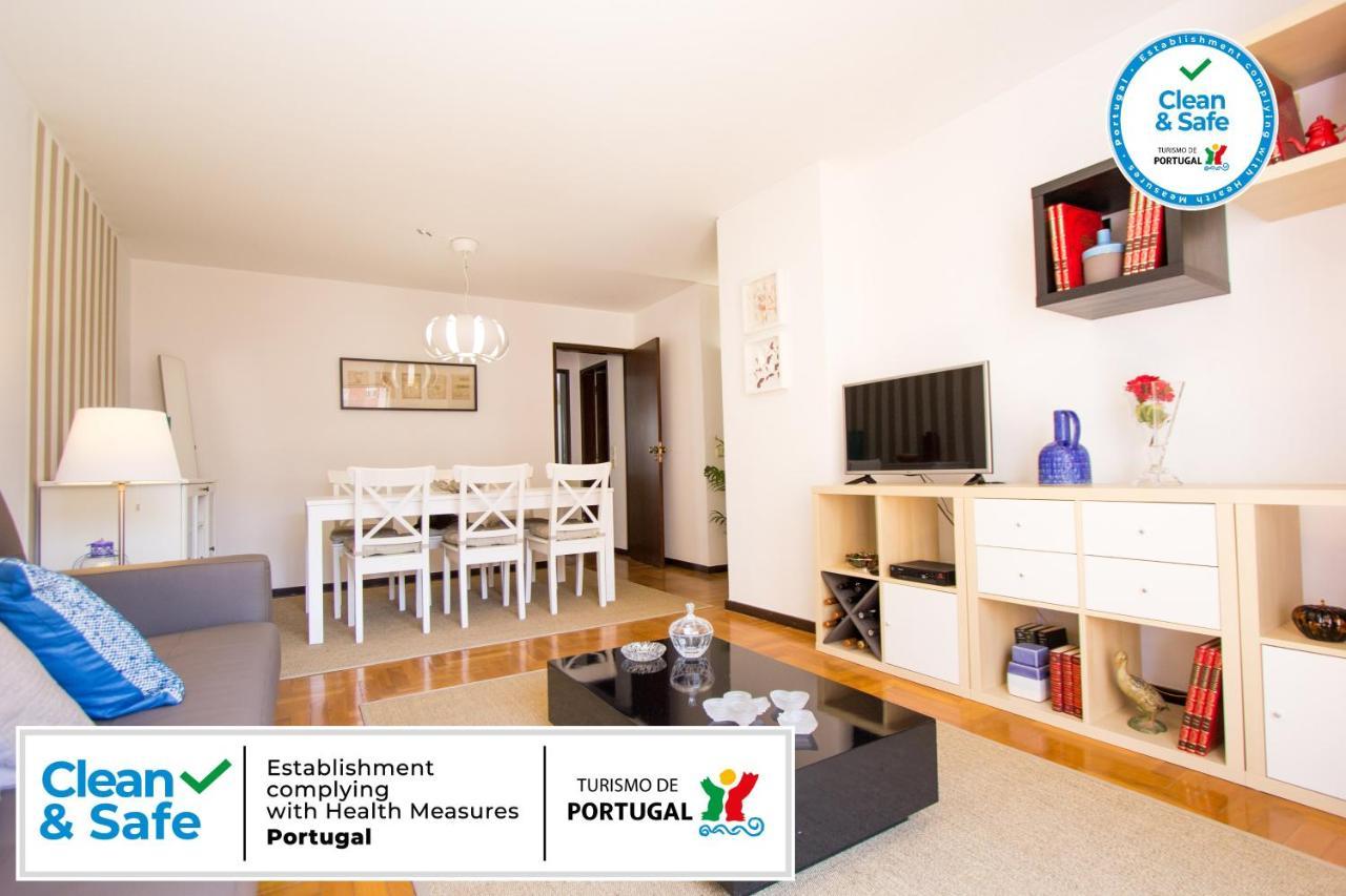 Spacious Apartment In Lisabona Exterior foto