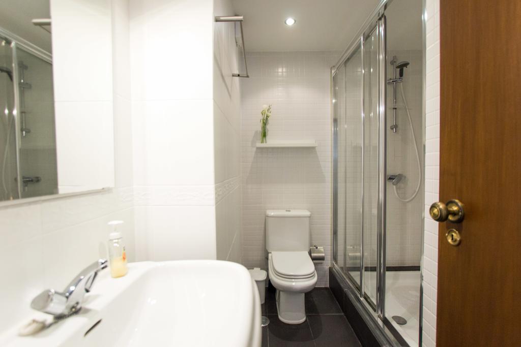 Spacious Apartment In Lisabona Exterior foto